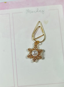 Minimal Gold Winter Planner Dangle Jewellery, Gold Snowflake Planner Charm, Plan