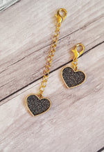 Load image into Gallery viewer, glitter heart planner charm// black heart tn charm// glitter bag charm